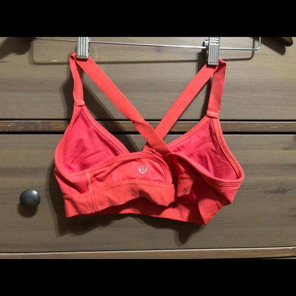 Lululemon sports bra - Picture 2 of 2